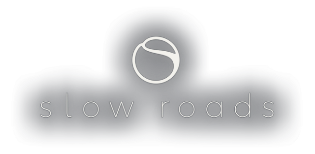 Логотип Slow Roads